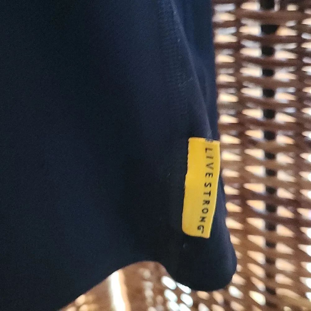 Nike Livestrong Dri Fit Shirt XXL - Picture 4 of 7